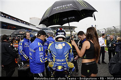 motogp_pitbabe_38_espagne_2011_jerez.jpg