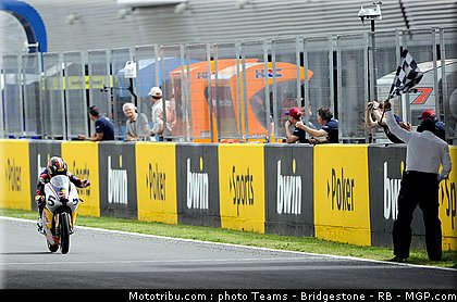 redbull_rookie_cup_oettl_1_espagne_2011_jerez.jpg
