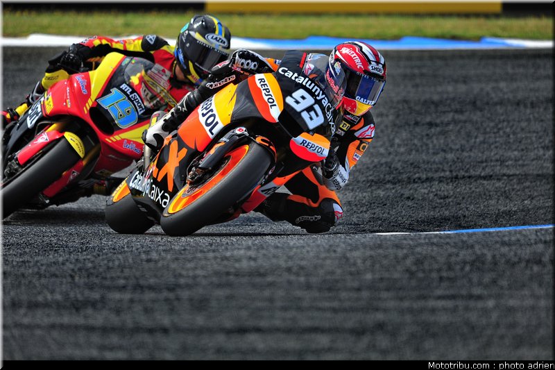 moto2_2011_022_portugal_estoril