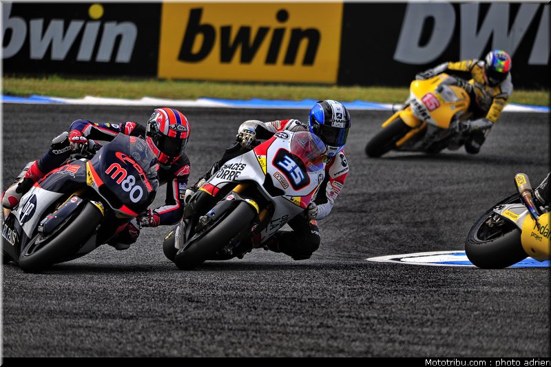 moto2_2011_033_portugal_estoril