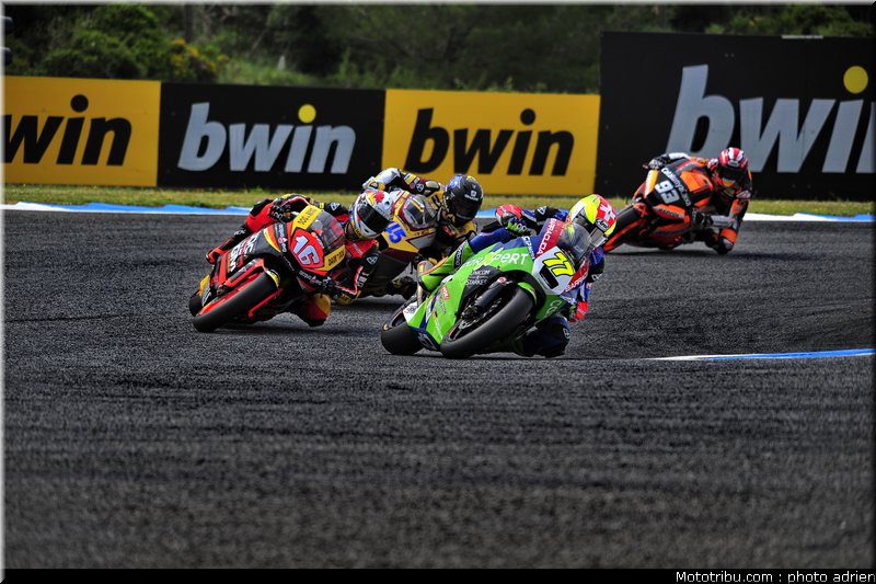 moto2_2011_037_portugal_estoril