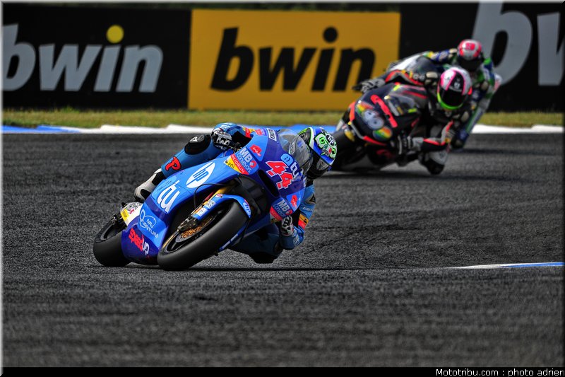 moto2_2011_039_portugal_estoril