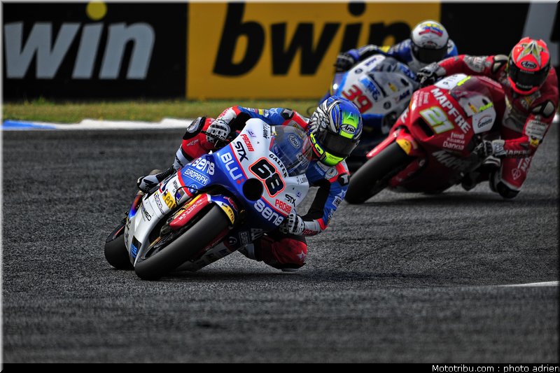 moto2_2011_041_portugal_estoril