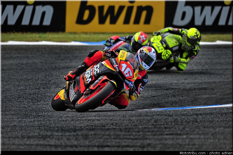 moto2_2011_051_portugal_estoril