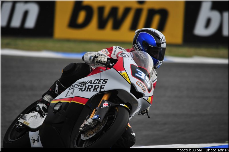 moto2_2011_derosa_1_portugal_estoril