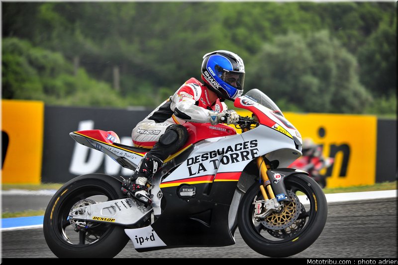 moto2_2011_derosa_2_portugal_estoril