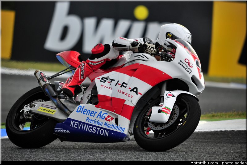 moto2_2011_krummenacher_1_portugal_estoril