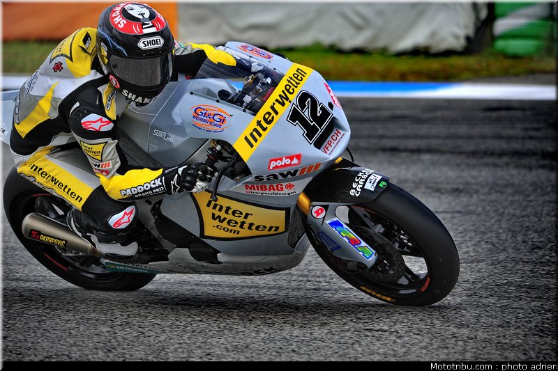 moto2_2011_luthi_3_portugal_estoril