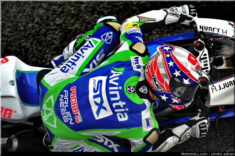 moto2_2011_noyes_01_portugal_estoril