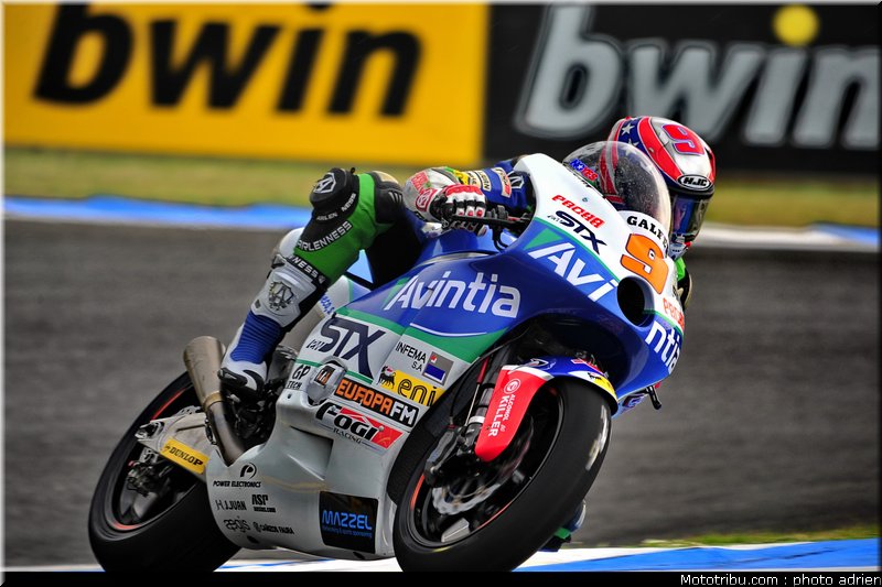 moto2_2011_noyes_04_portugal_estoril