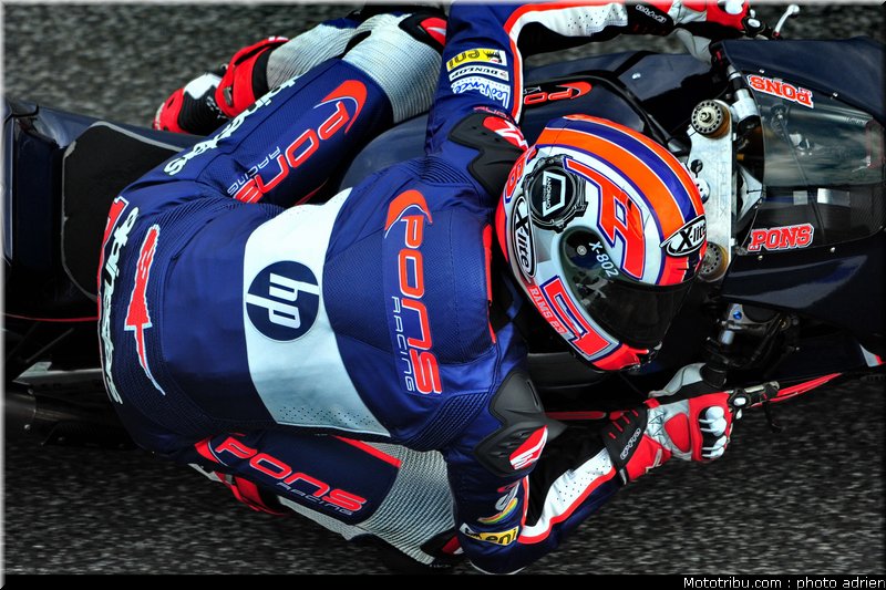 moto2_2011_pons_1_portugal_estoril