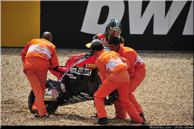 moto2_2011_simeon_7_portugal_estoril