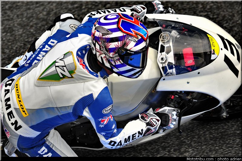 moto2_2011_west_2_portugal_estoril
