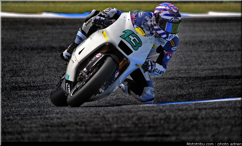 moto2_2011_west_3_portugal_estoril