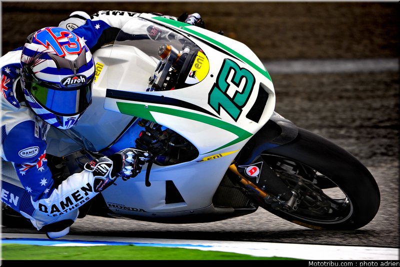 moto2_2011_west_6_portugal_estoril