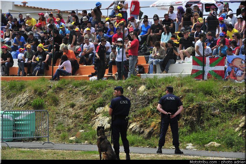 motogp_2011_058_portugal_estoril