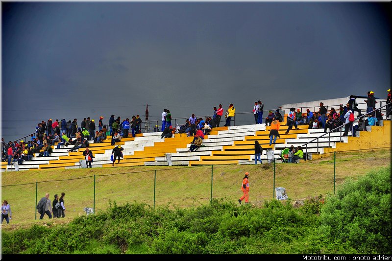 motogp_2011_068_portugal_estoril