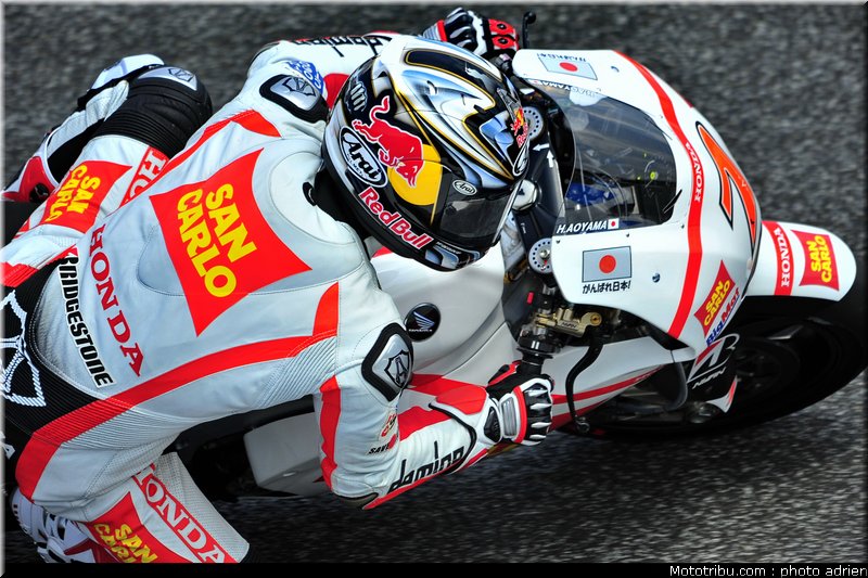motogp_2011_aoyama_04_portugal_estoril