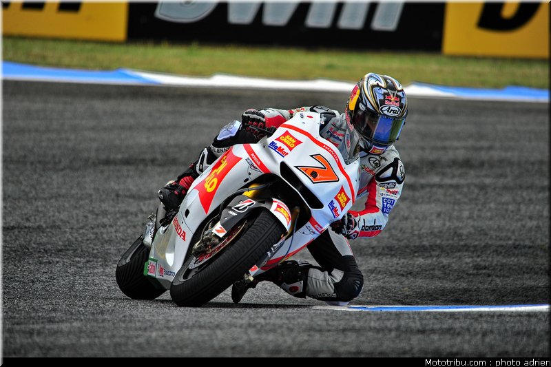 motogp_2011_aoyama_06_portugal_estoril