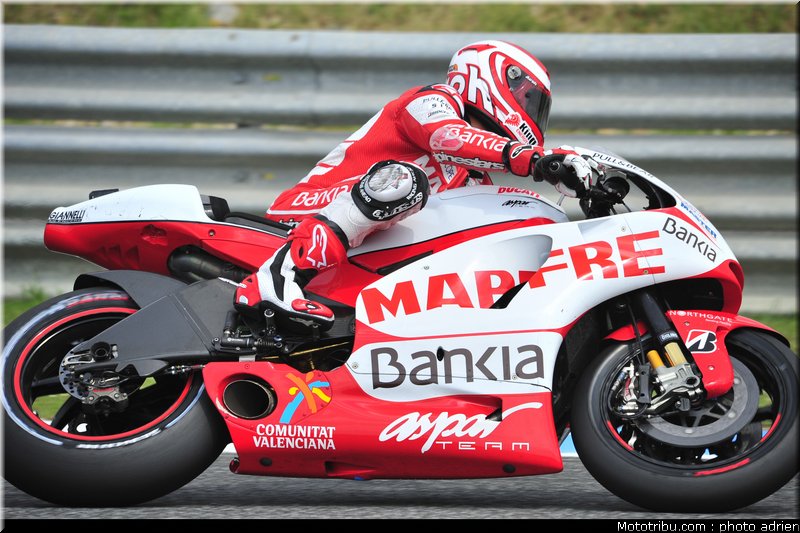 motogp_2011_barbera_05_portugal_estoril