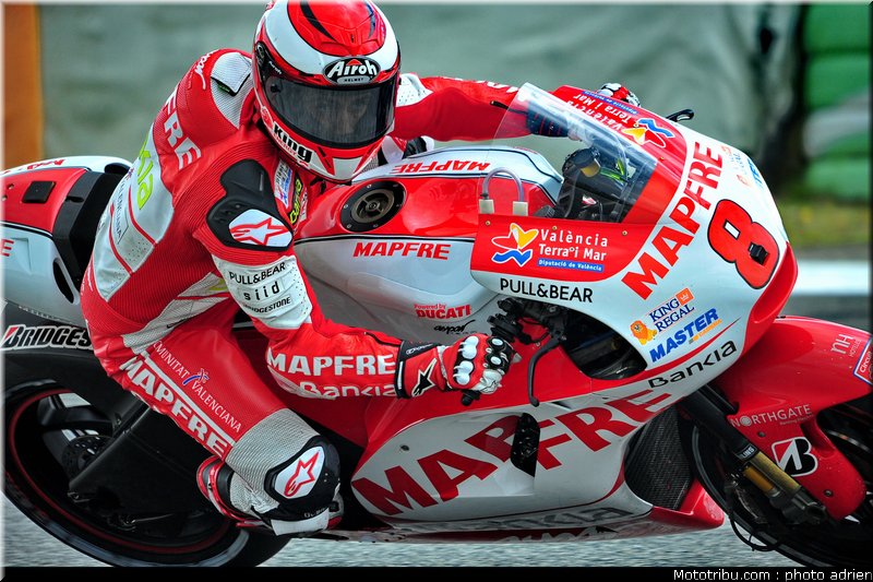 motogp_2011_barbera_08_portugal_estoril