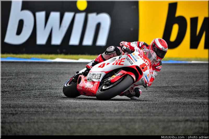 motogp_2011_barbera_10_portugal_estoril