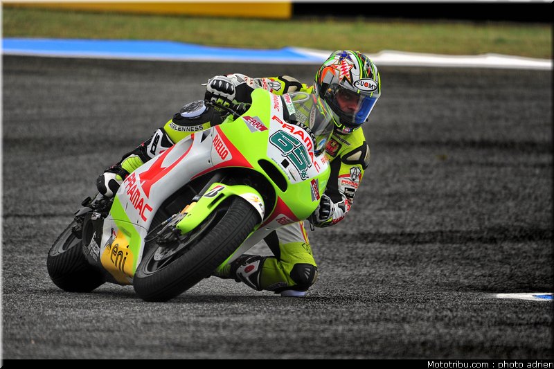 motogp_2011_capirossi_06_portugal_estoril