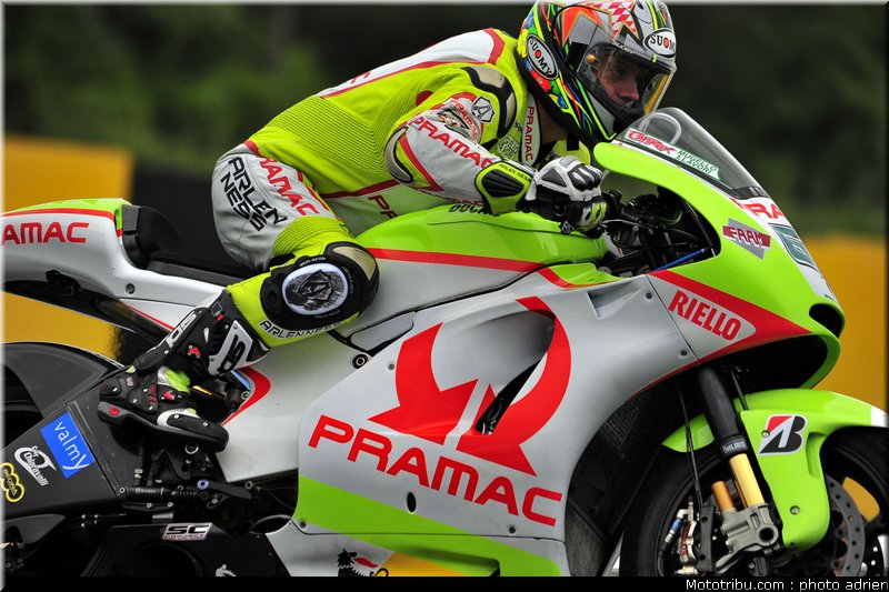 motogp_2011_capirossi_07_portugal_estoril