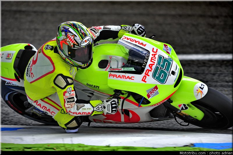 motogp_2011_capirossi_13_portugal_estoril
