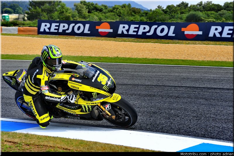 motogp_2011_crutchlow_04_portugal_estoril