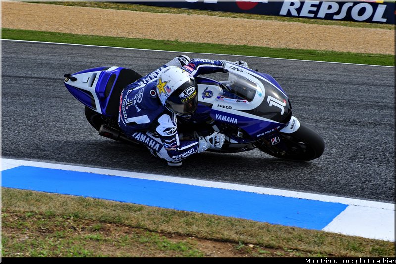 motogp_2011_lorenzo_03_portugal_estoril