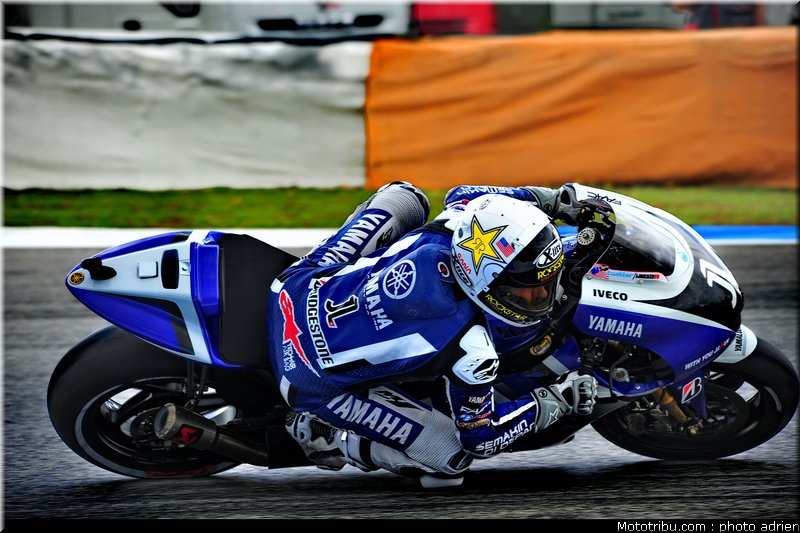 motogp_2011_lorenzo_11_portugal_estoril
