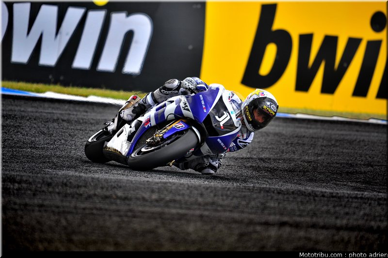 motogp_2011_lorenzo_15_portugal_estoril