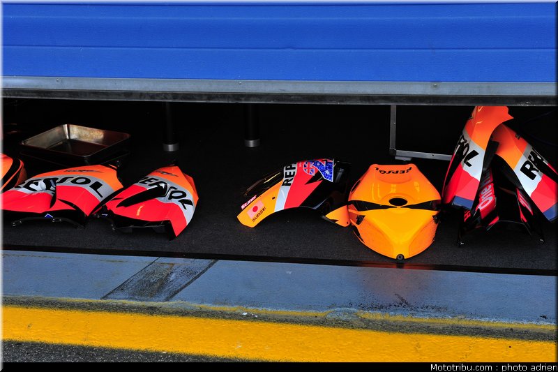 motogp_2011_paddock_portugal_estoril_004