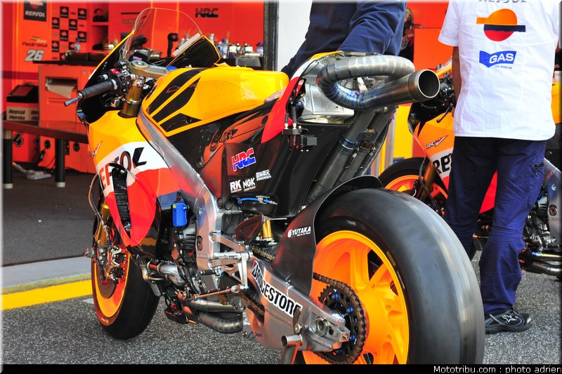 motogp_2011_paddock_portugal_estoril_018