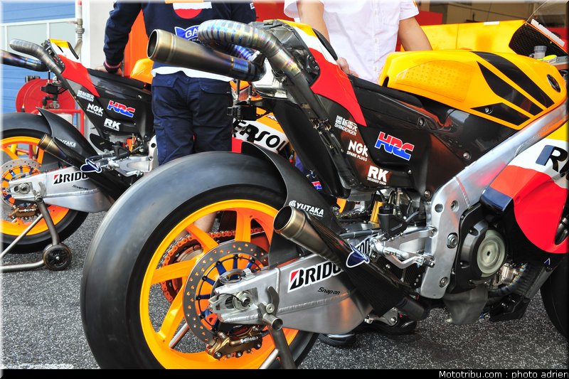 motogp_2011_paddock_portugal_estoril_019
