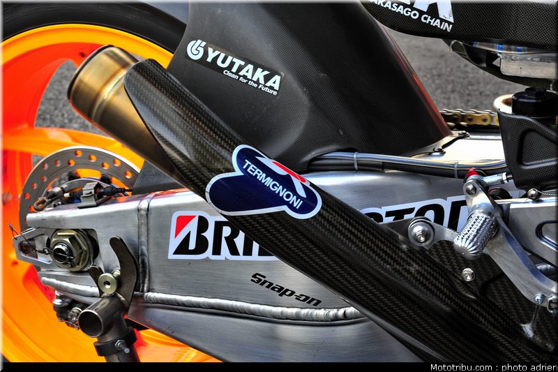 motogp_2011_paddock_portugal_estoril_029