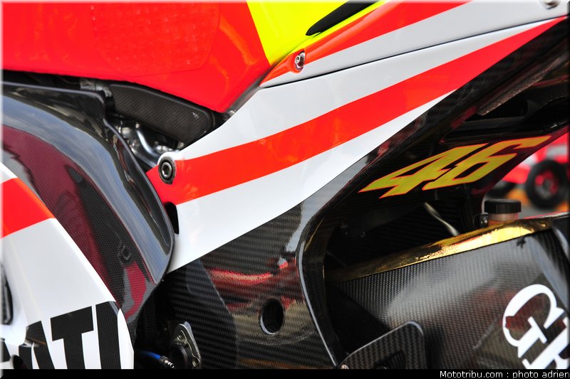 motogp_2011_paddock_portugal_estoril_040
