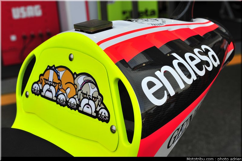 motogp_2011_paddock_portugal_estoril_046