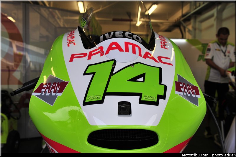 motogp_2011_paddock_portugal_estoril_050