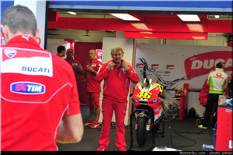 motogp_2011_paddock_portugal_estoril_055