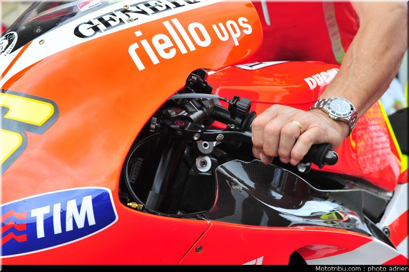 motogp_2011_paddock_portugal_estoril_063