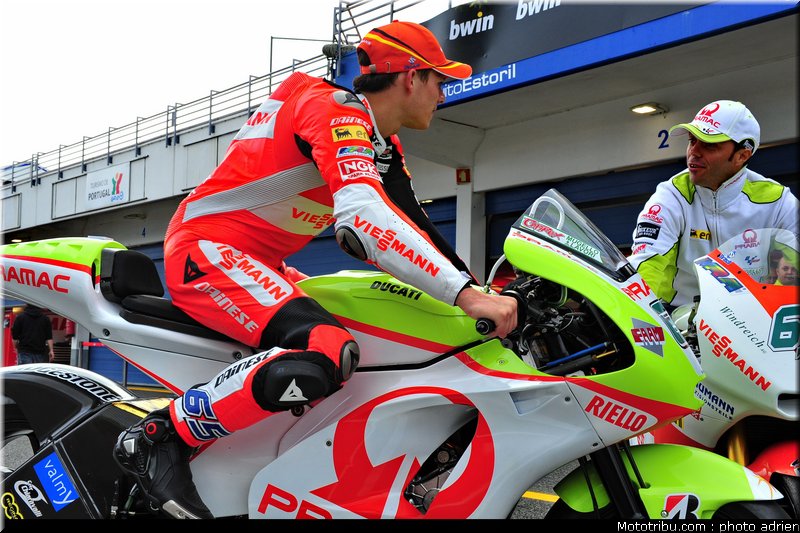 motogp_2011_paddock_portugal_estoril_080