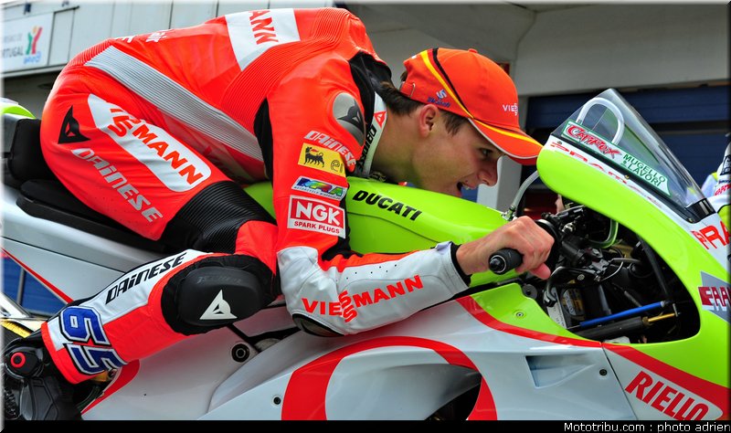 motogp_2011_paddock_portugal_estoril_081