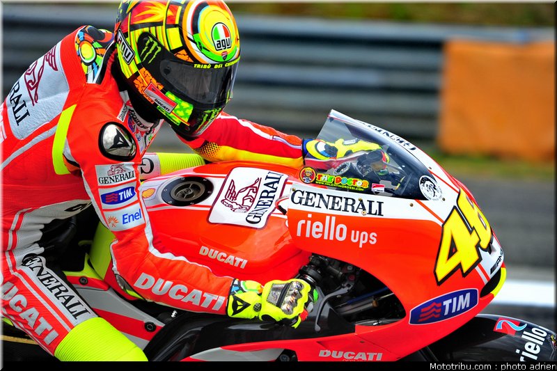 motogp_2011_rossi_10_portugal_estoril