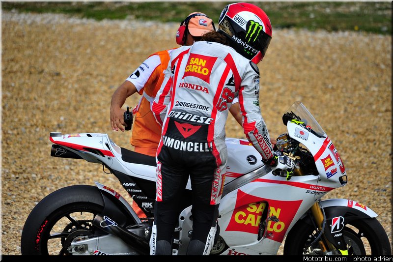 motogp_2011_simoncelli_05_portugal_estoril