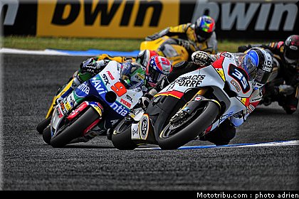moto2_2011_053_portugal_estoril.JPG