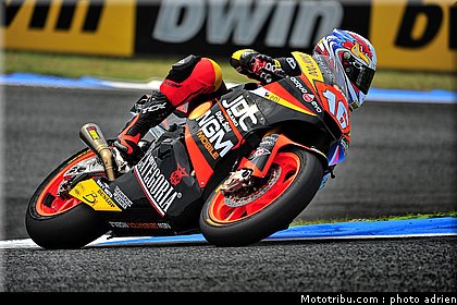 moto2_2011_cluzel_06_portugal_estoril.JPG