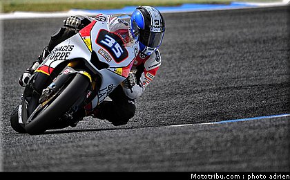 moto2_2011_derosa_3_portugal_estoril.JPG