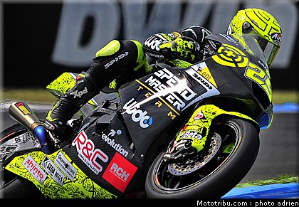 moto2_2011_iannone_11_portugal_estoril.JPG
